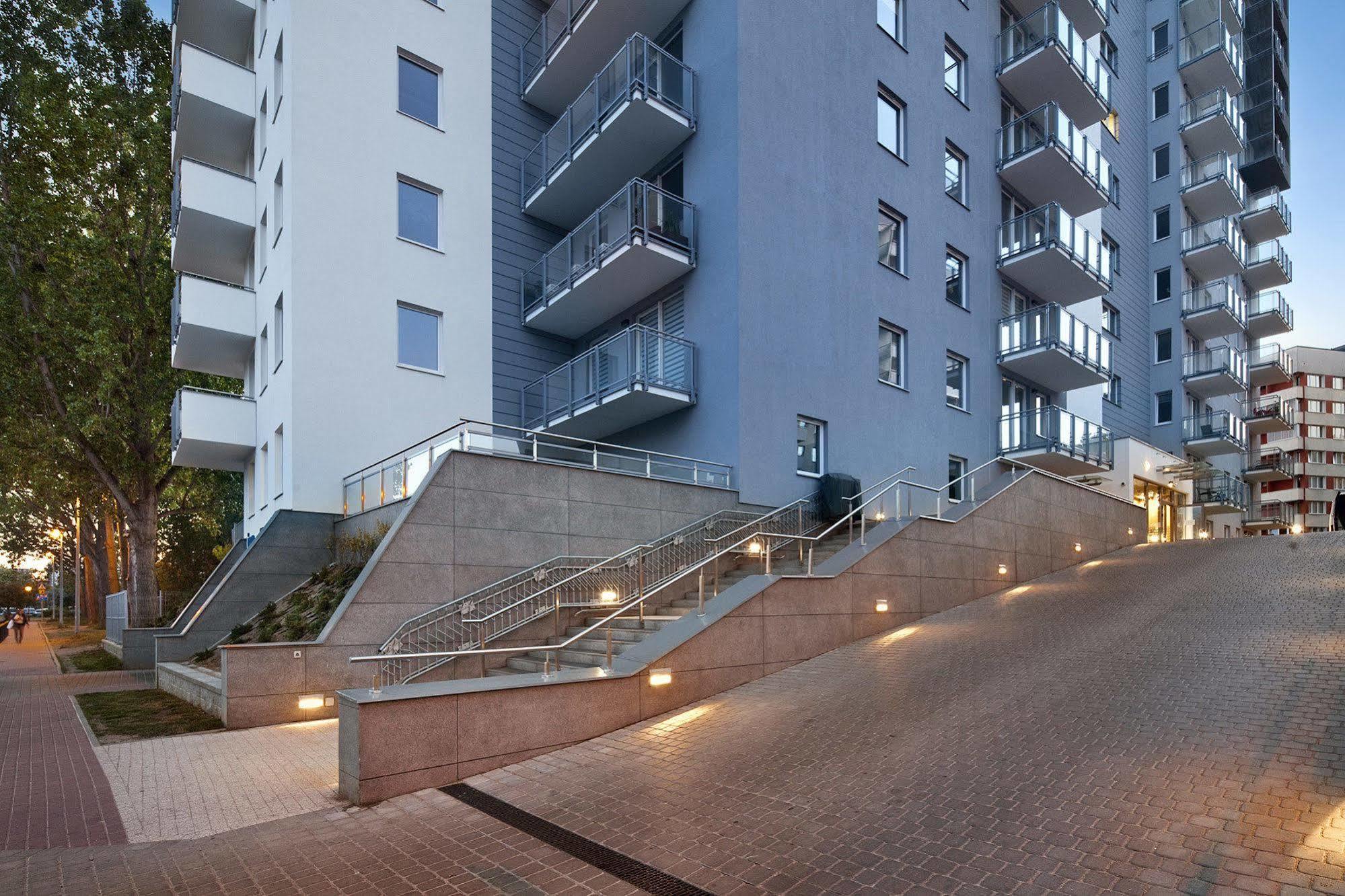 Irs Royal Apartments Apartamenty Irs Trzy Zagle グダニスク エクステリア 写真